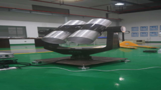 Plateau tournant de suivi UAV 2 DOF